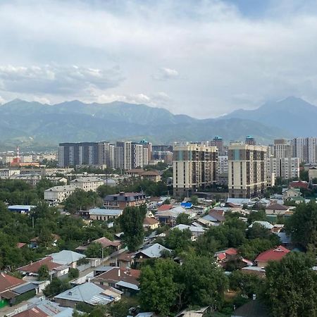Heaven Apartment Mountain View Алматы Экстерьер фото