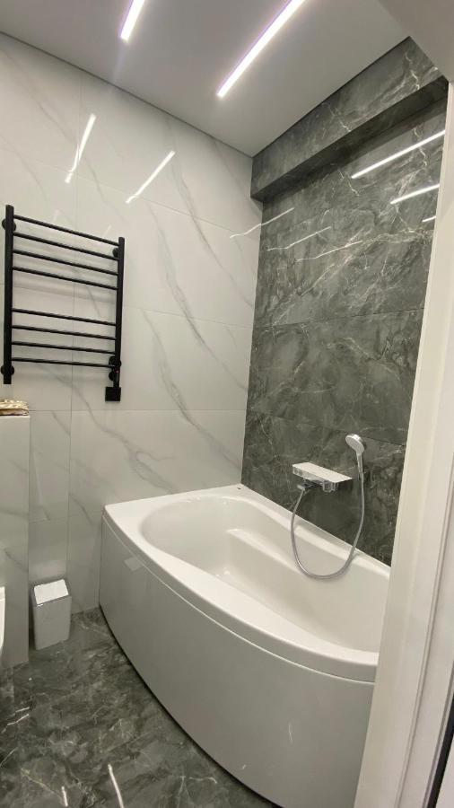 Heaven Apartment Mountain View Алматы Экстерьер фото